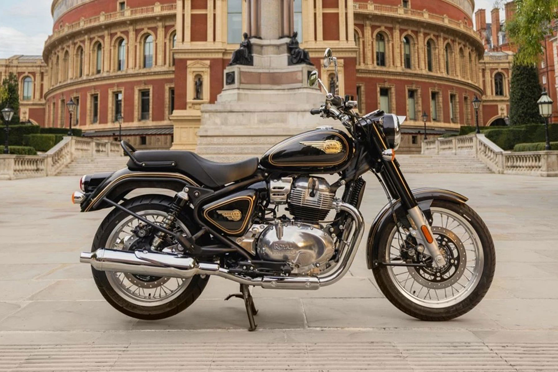 RoyalEnfield_Bullet_650_2026_01.jpg